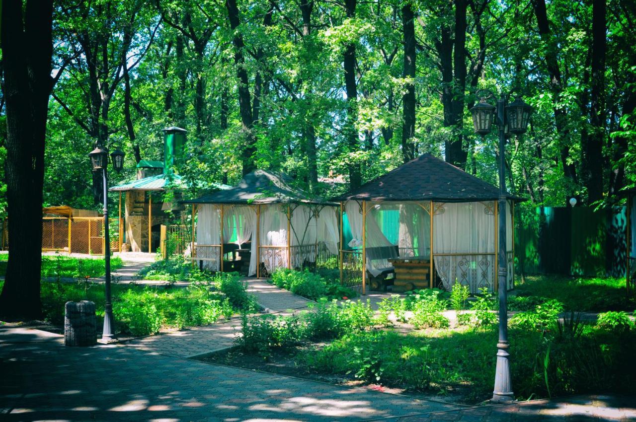 Hotel Dubrava โปลตาวา ภายนอก รูปภาพ