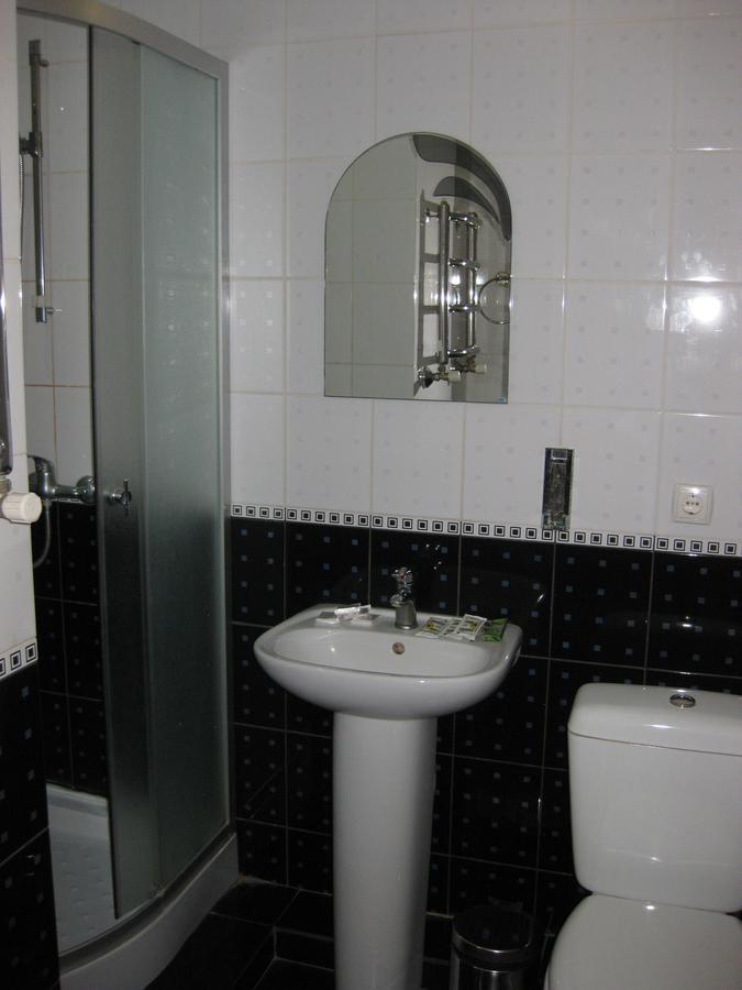 Hotel Dubrava โปลตาวา ภายนอก รูปภาพ
