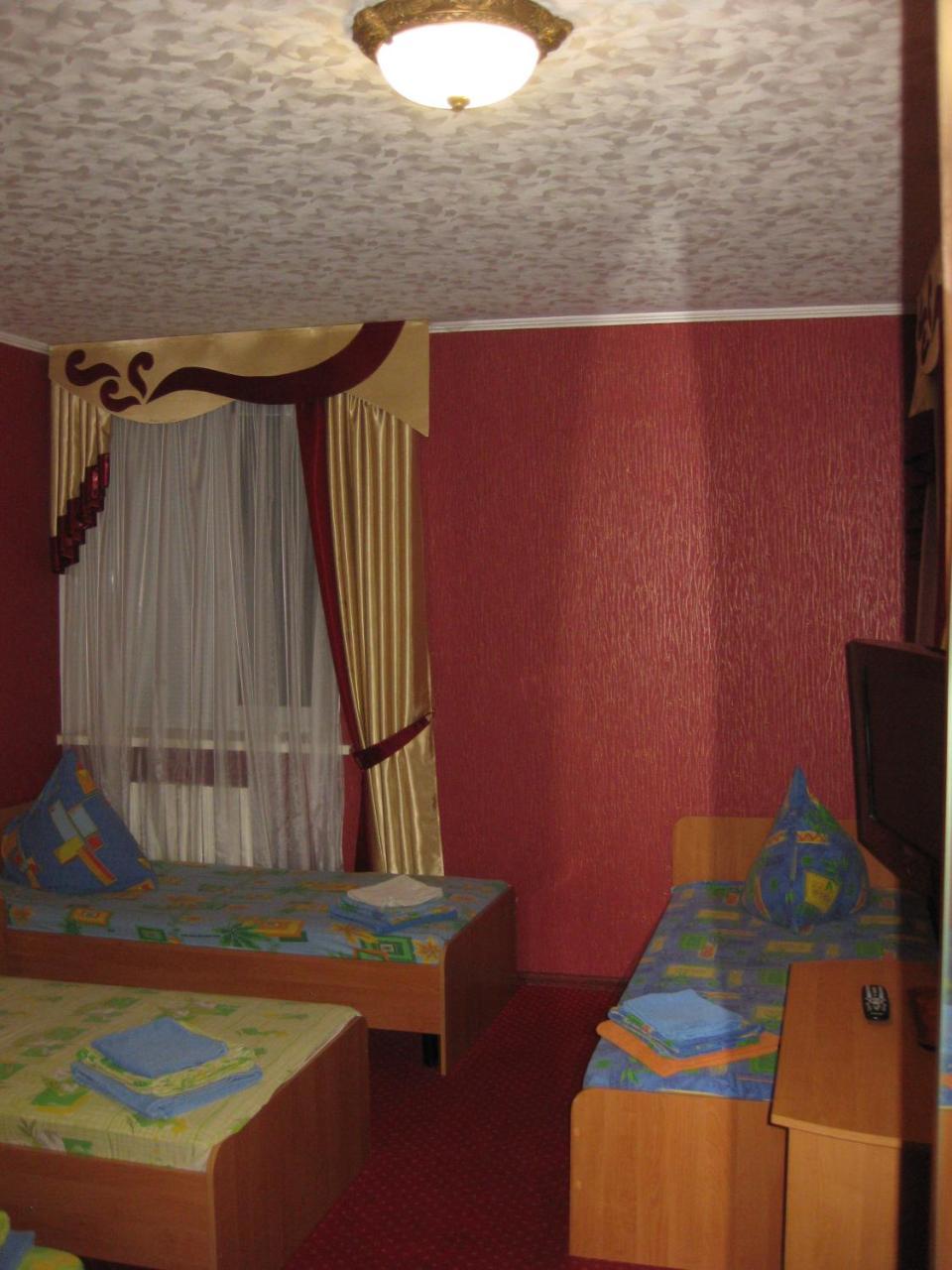 Hotel Dubrava โปลตาวา ภายนอก รูปภาพ