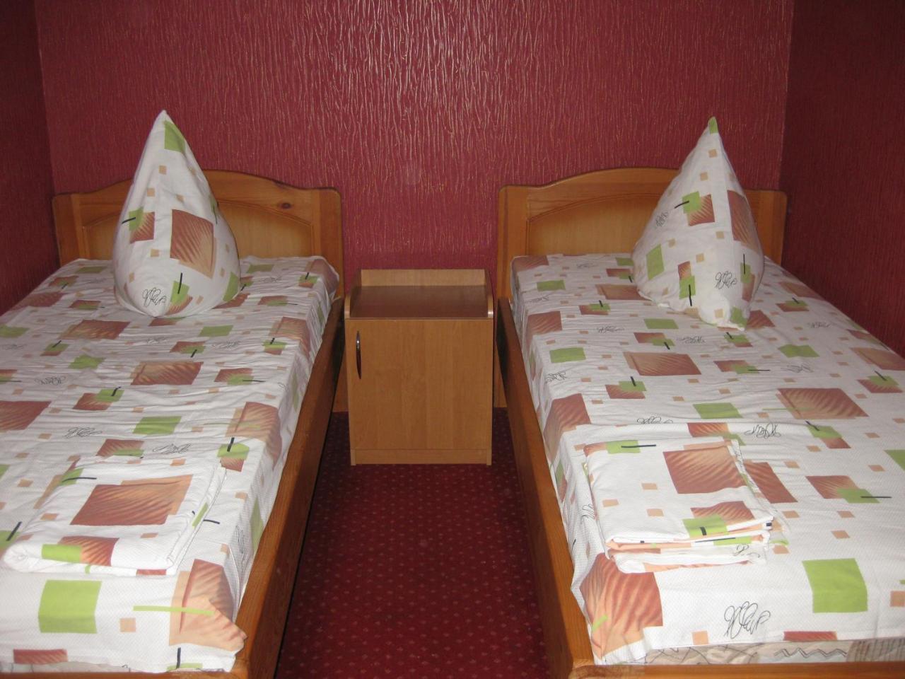 Hotel Dubrava โปลตาวา ภายนอก รูปภาพ